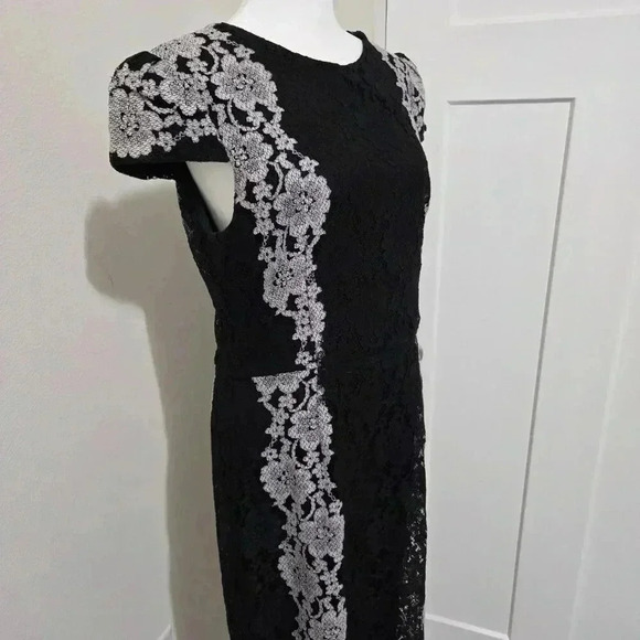 Betsey Johnson Black & Gray Cap Sleeve Sheath Midi Lace Dress - Sz 10 - Picture 4 of 10